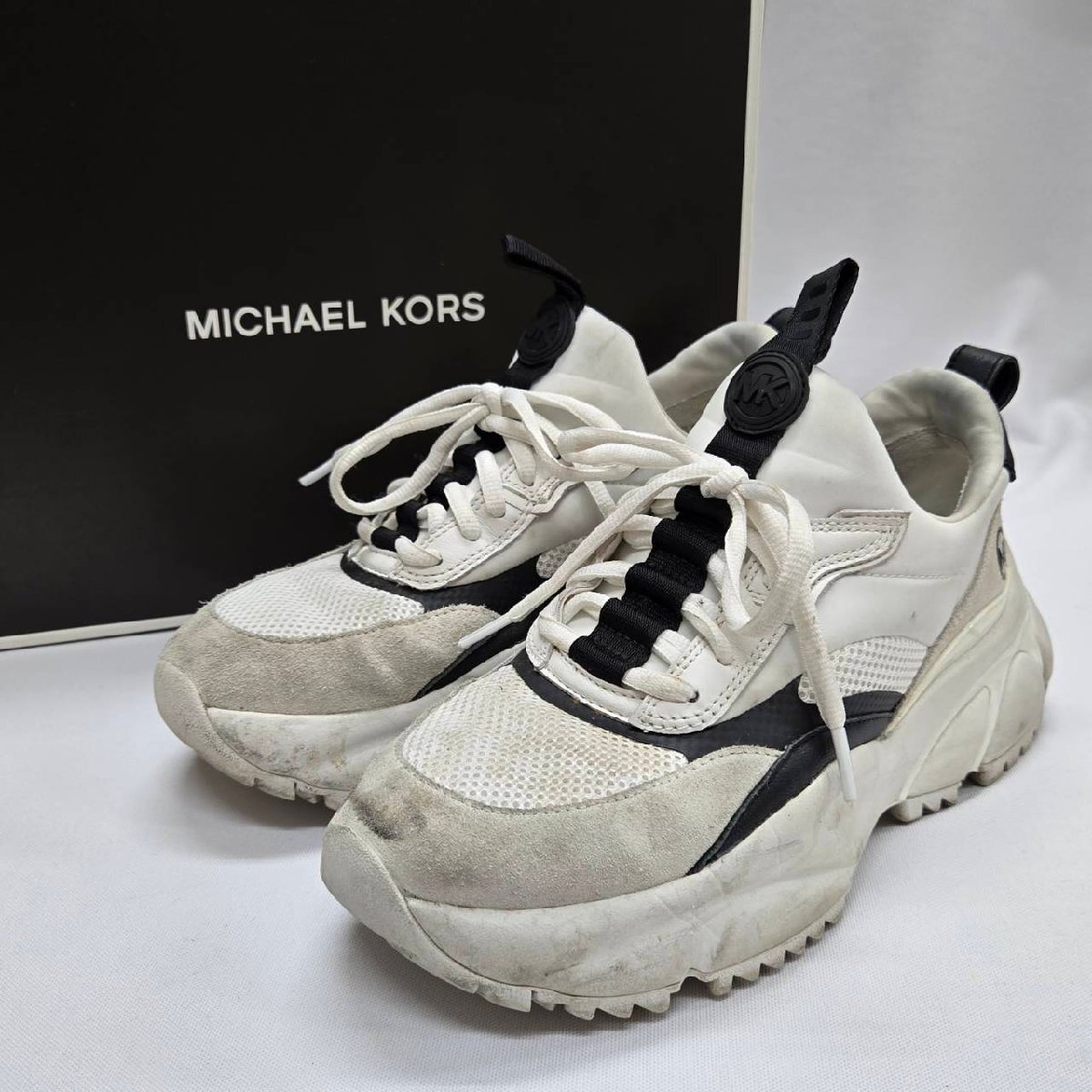 MICHAEL KORS マイケルコース スニーカー 厚底 ホワイト×ブラック 7.5 箱付き シューズ ブランド 靴