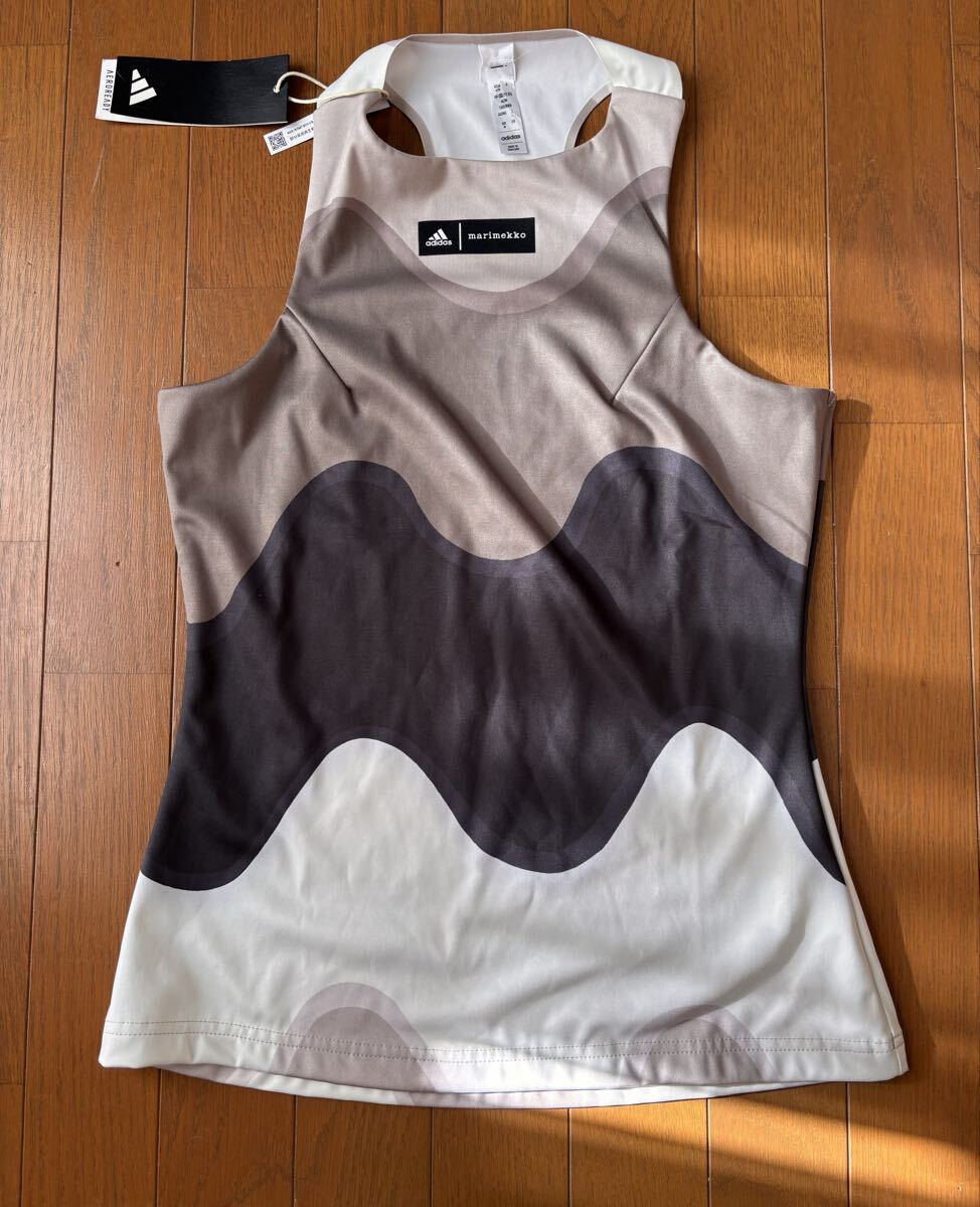 ★アディダス　マリメッコ プレミアム タンクトップ 新品　M　8,800円　ブラック　グレー HT3632　テニス　ノースリーブ　フィットネス