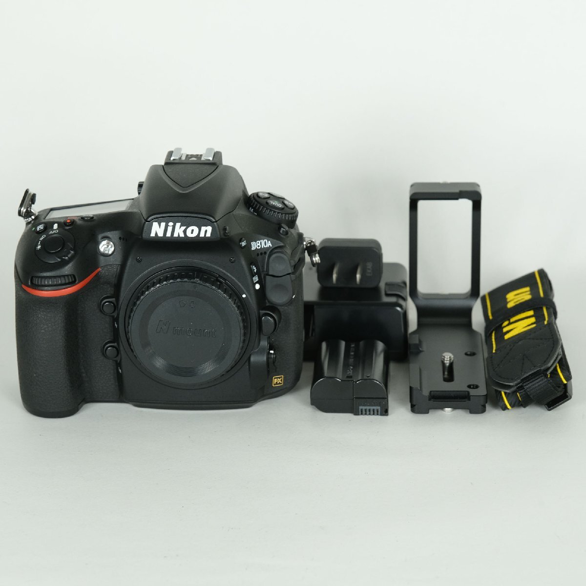 [良品 | シャッター数11,070回｜L型プレート付] Nikon D810A | ニコンFマウント