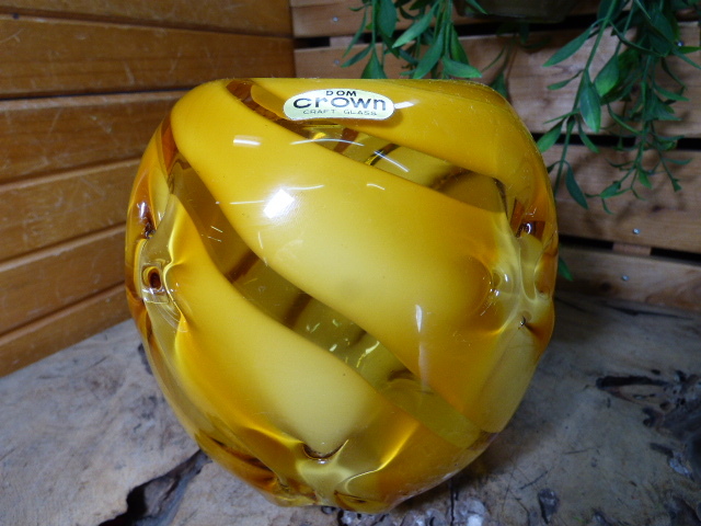 め456.DOM Crown ガラス花器 花瓶 アートガラスイエロー フラワーベース 手造り クラフトグラス レトロ 