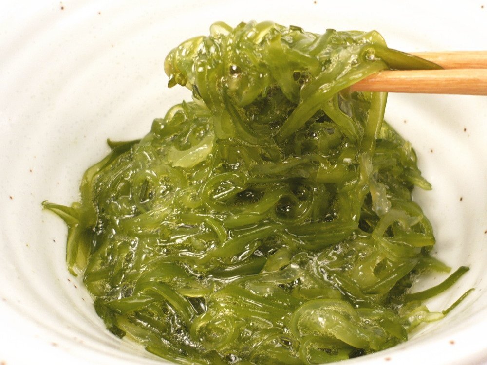 【Max】めかぶ 無添加 味つけ無し 業務用 1kg 湯通しメカブ 　冷凍