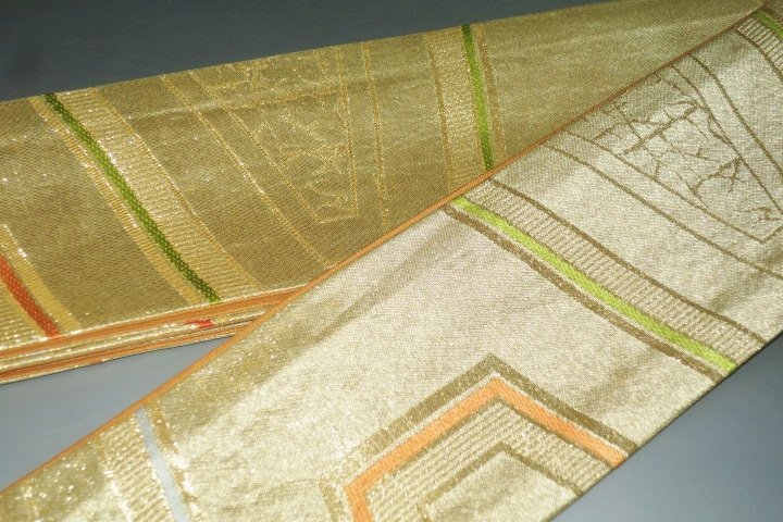 弐11331RM 男角帯 本絹西陣織 К沈金色地箔引き重ね亀甲文様 極上新品 金属糸使用 季節の帯に 別誂え