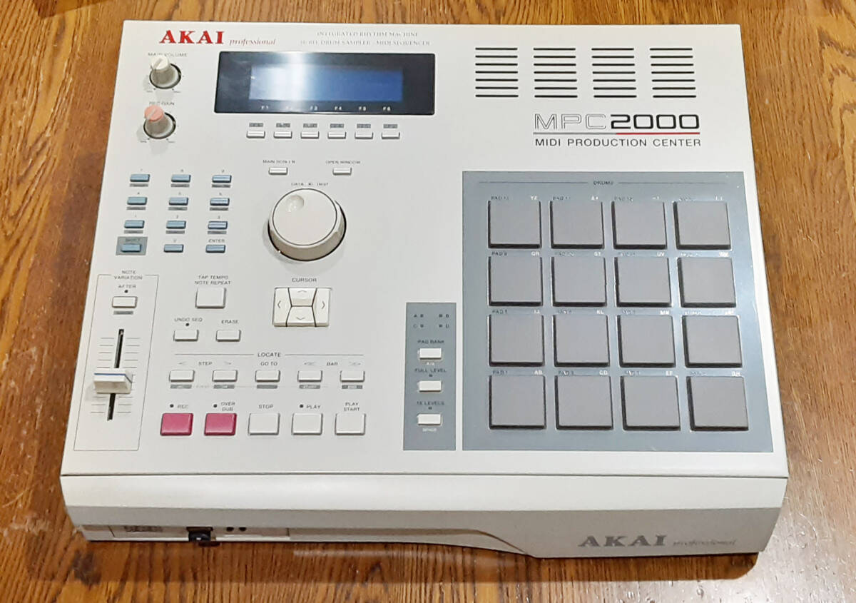 ★AKAI MPC2000 MIDI PRODUCTION CENTER★OK!!★MADE in JAPAN★