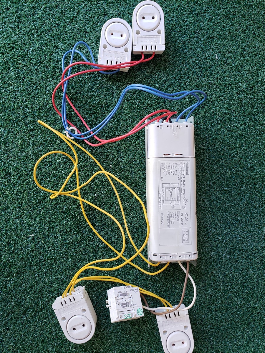 ナショナル　蛍光灯安定器　200V 60Hz　FLR40W 2灯　ラビット　FLR40S/36 中古