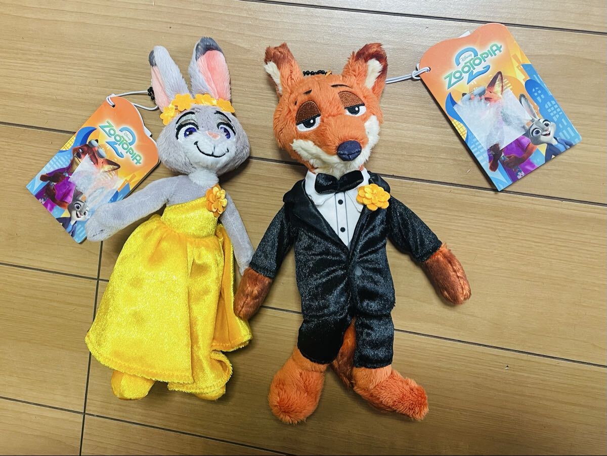 ★新品2点セット！ズートピア2☆ボールチェーンマスコット☆ニック・ワイルド(タキシード) ＆ジュディ・ポップス(ドレス) ☆送料390円★