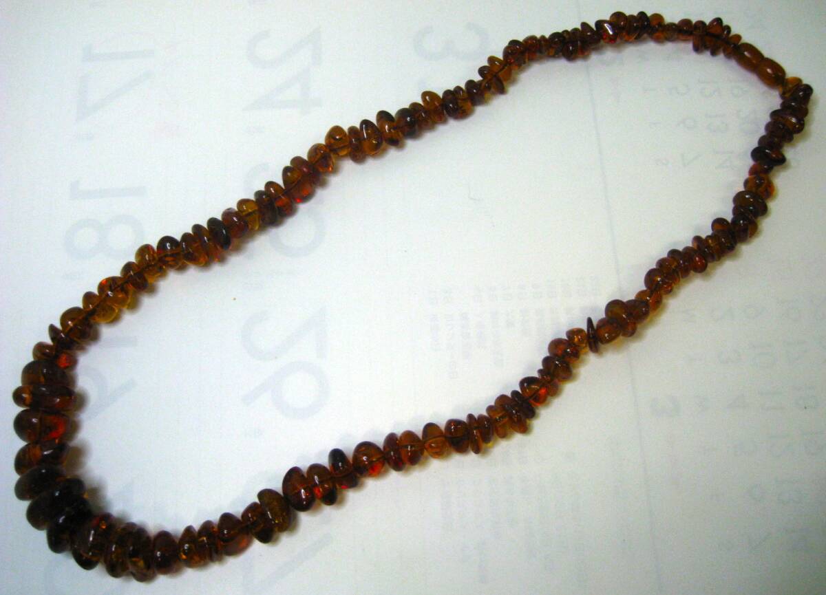 【東京 谷中 質屋おぢさん】極美品 飴色の豪華な大粒のコハク ネックレス 琥珀22mm～8.8mm 69cm