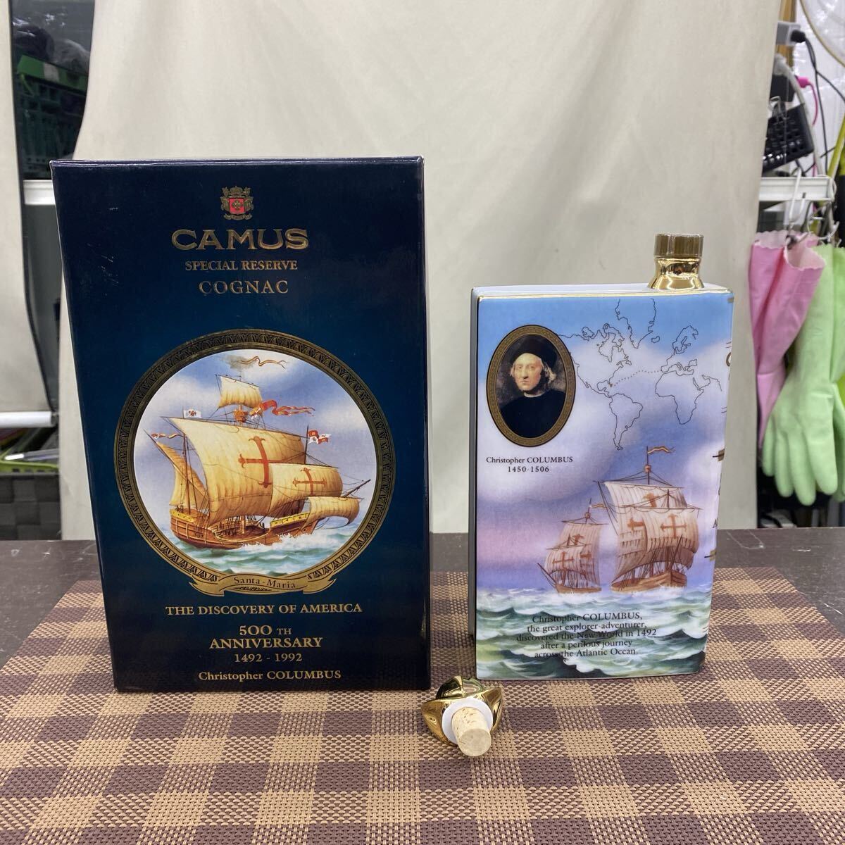 【未開栓】 CAMUS カミュ ブック コロンブス コニャック アメリカ大陸発見 ブランデー 700ml 1194g