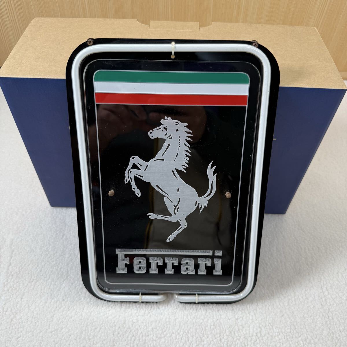 ヴィンテージ　FERRARI　ネオンサイン　看板　フェラーリ、企業物、F1、ランボルギーニ、ガレージ、レトロ、エンブレム