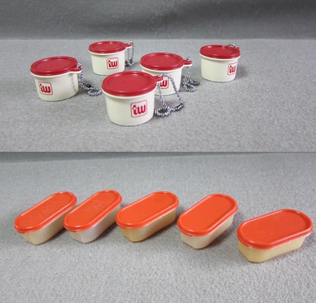 【　タッパーウェア　Tupperware　　キーホルダー5点　＆　マグネット5点　】　　昭和レトロミッドセンチュリーグッドデザインデコレーター