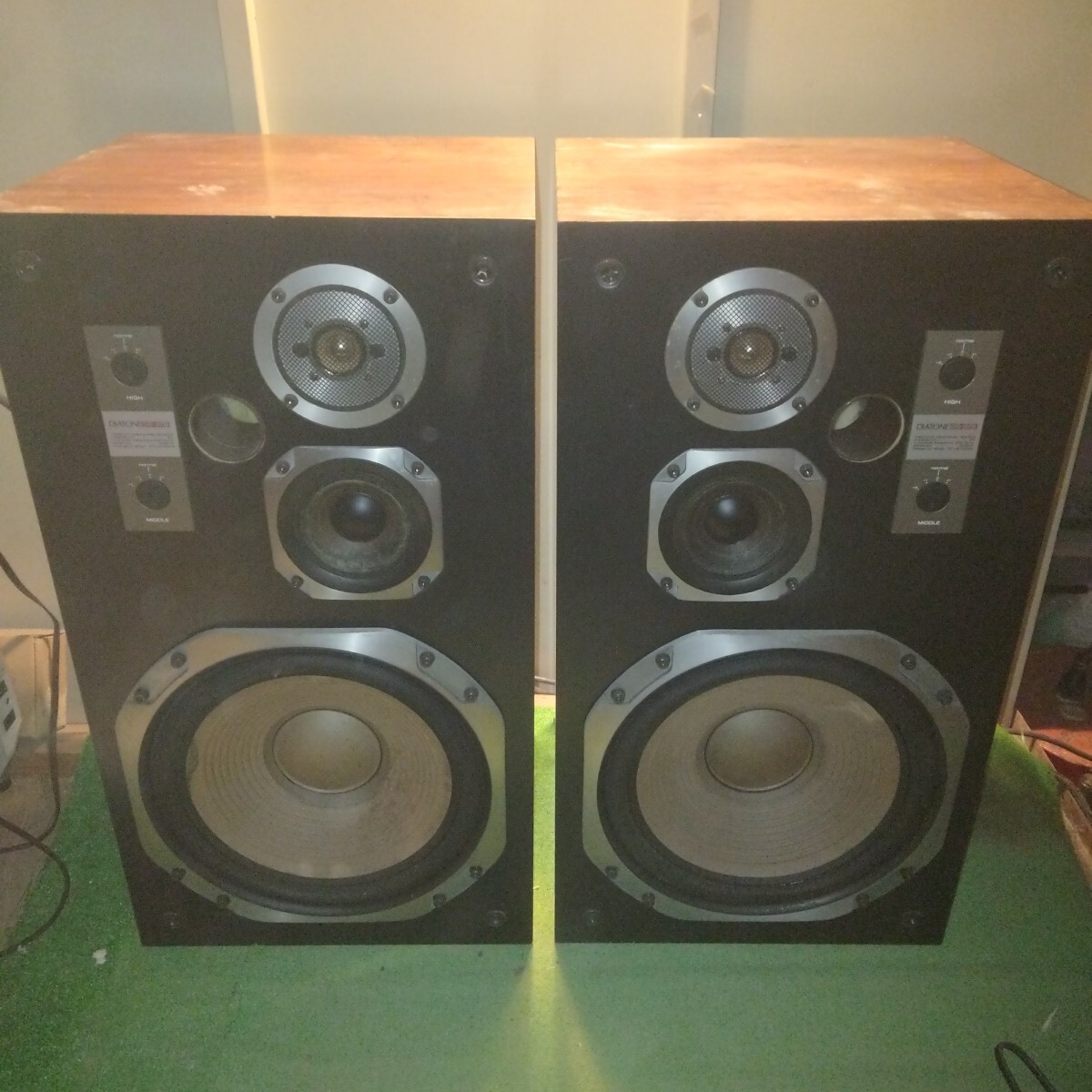 中古 DIATONE ダイヤトーン DS-37B 3ウェイ スピーカー ブックシェルフ型 レトロ スピーカー ペア オーディオ 音出し確認済み　中古品