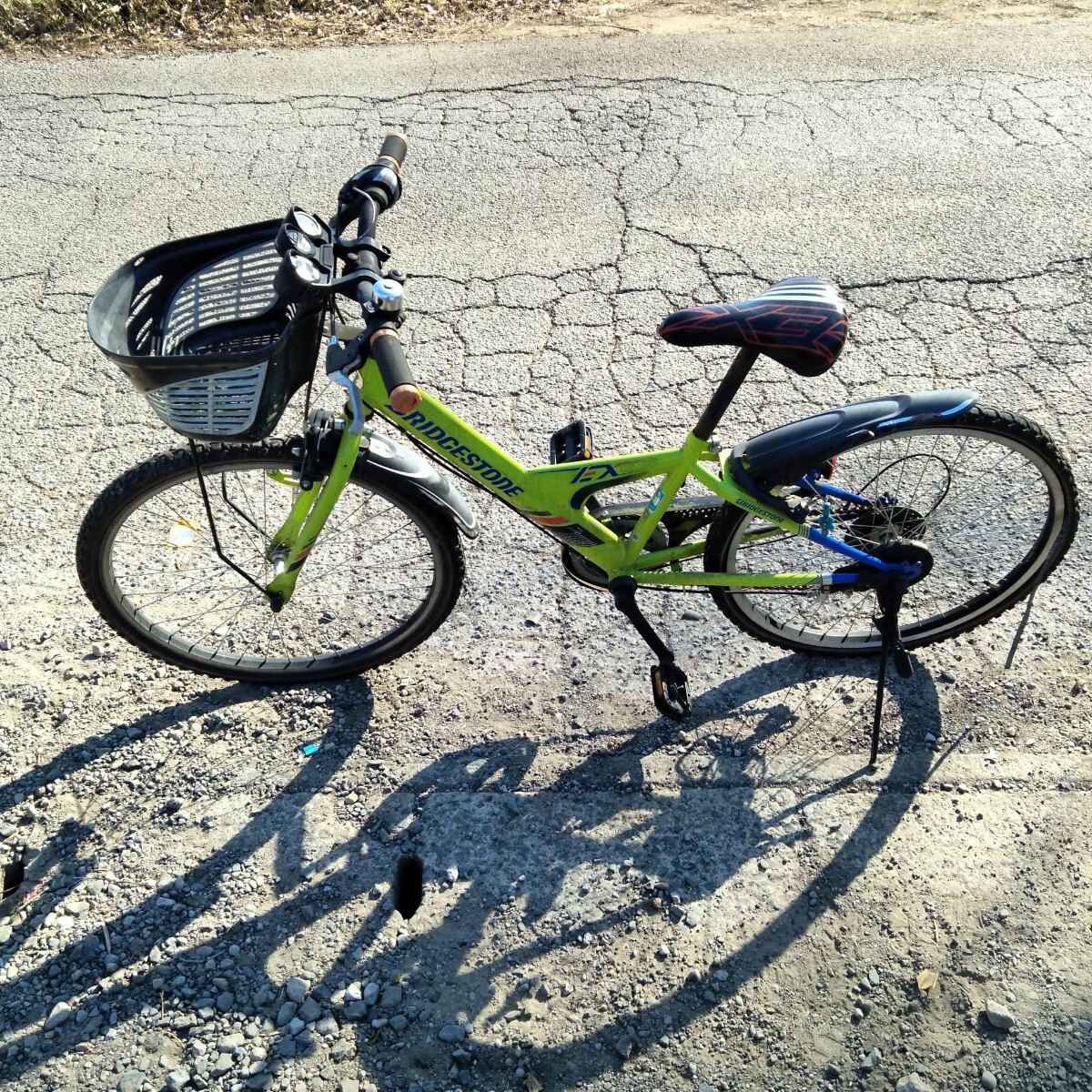 子供用自転車　ブリジストン 24インチ　6速 直接引取希望 千葉県八千代市保品　中古自転車 現状品