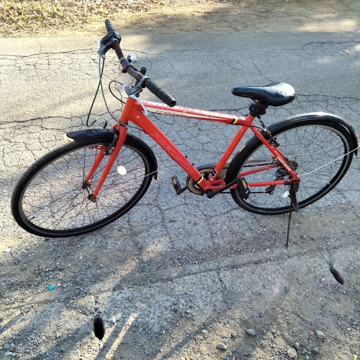 自転車 クロスバイク 28 インチ　7速 直接引取希望 千葉県八千代市保品　現状品