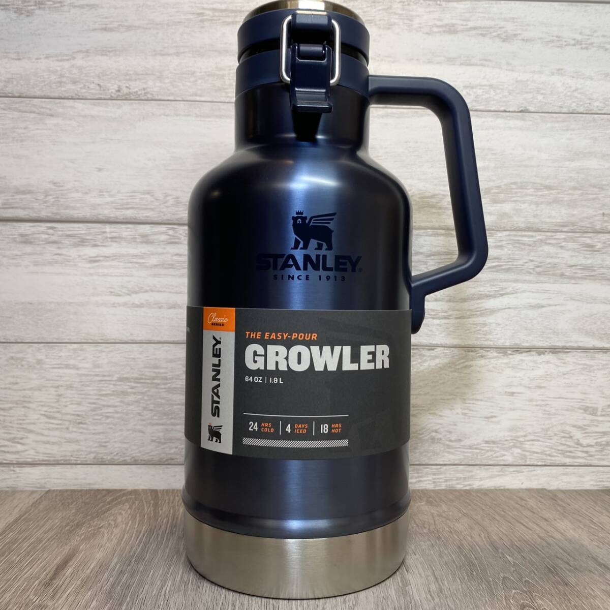 【YH-4893】未使用保管品 STANLEY スタンレー クラシック真空 グロウラー 1.9L ロイヤルブルー 氷 水筒 キャンプ アウトドア 