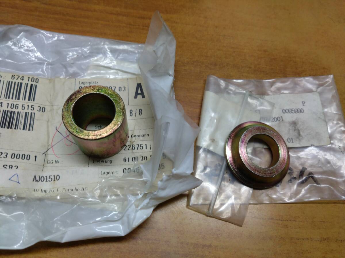 ●PORSCHE911 オルタネータープーリースペーサー＆プーリースペーサースリーブセット 純正 新品 964 993 96410651530 96410621132
