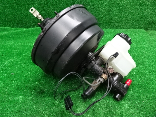 特価SALE 〇 マツダ ルーチェ ロイヤルクラシック・HCFS S61年・ブレーキマスターバック・マスターシリンダー リザーブタンク付・