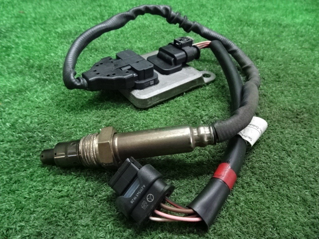 特価SALE ベンツ・W212・E350 Eクラス・212059C 2013（H25）年式・O2センサー(2) NOXセンサー・A0009053403 即発送
