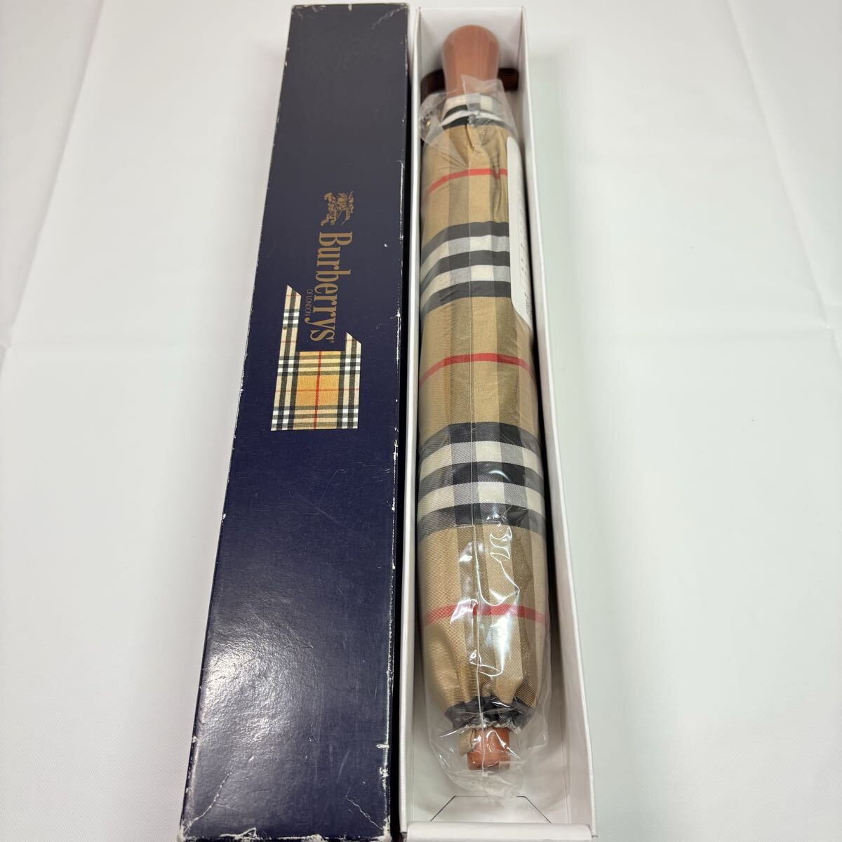 新品　未使用タグ付き　 Burberrys BURBERRY バーバリー　ノバチェック　ベージュ　 晴雨兼用折りたたみ傘　オーロラ　箱付き　廃盤　希少