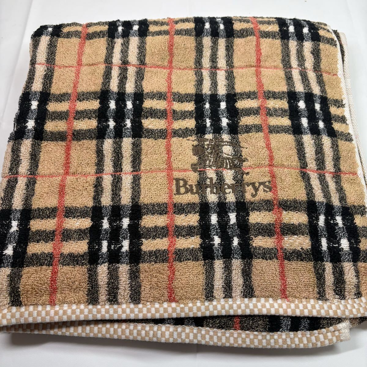美品未使用　Burberrys BURBERRY バーバリー ノバチェック　バスタオル　ベージュ　キャメル　60×120cm 西川産業