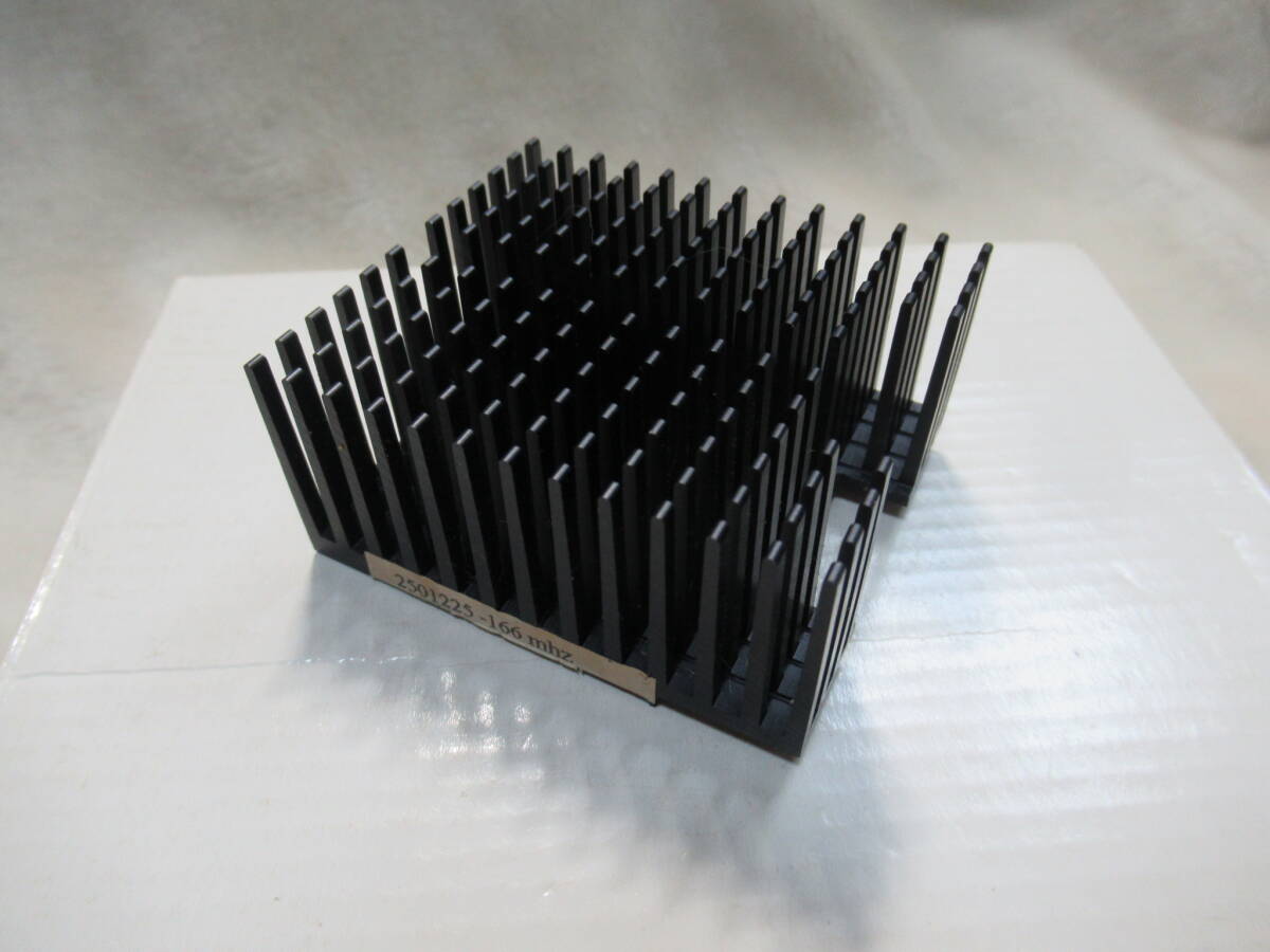 ヒートシンク　汎用　60×6８×31