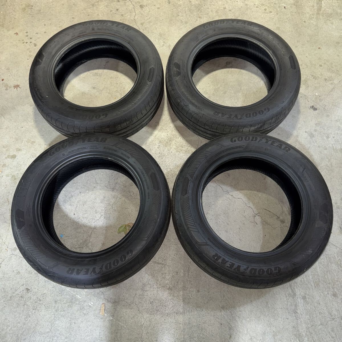 GOODYEAR EfficientGrip Performance2 185/65R15 新車外し4本セット 2025年11週目製造 フリードクロスター純正タイヤ 10部山