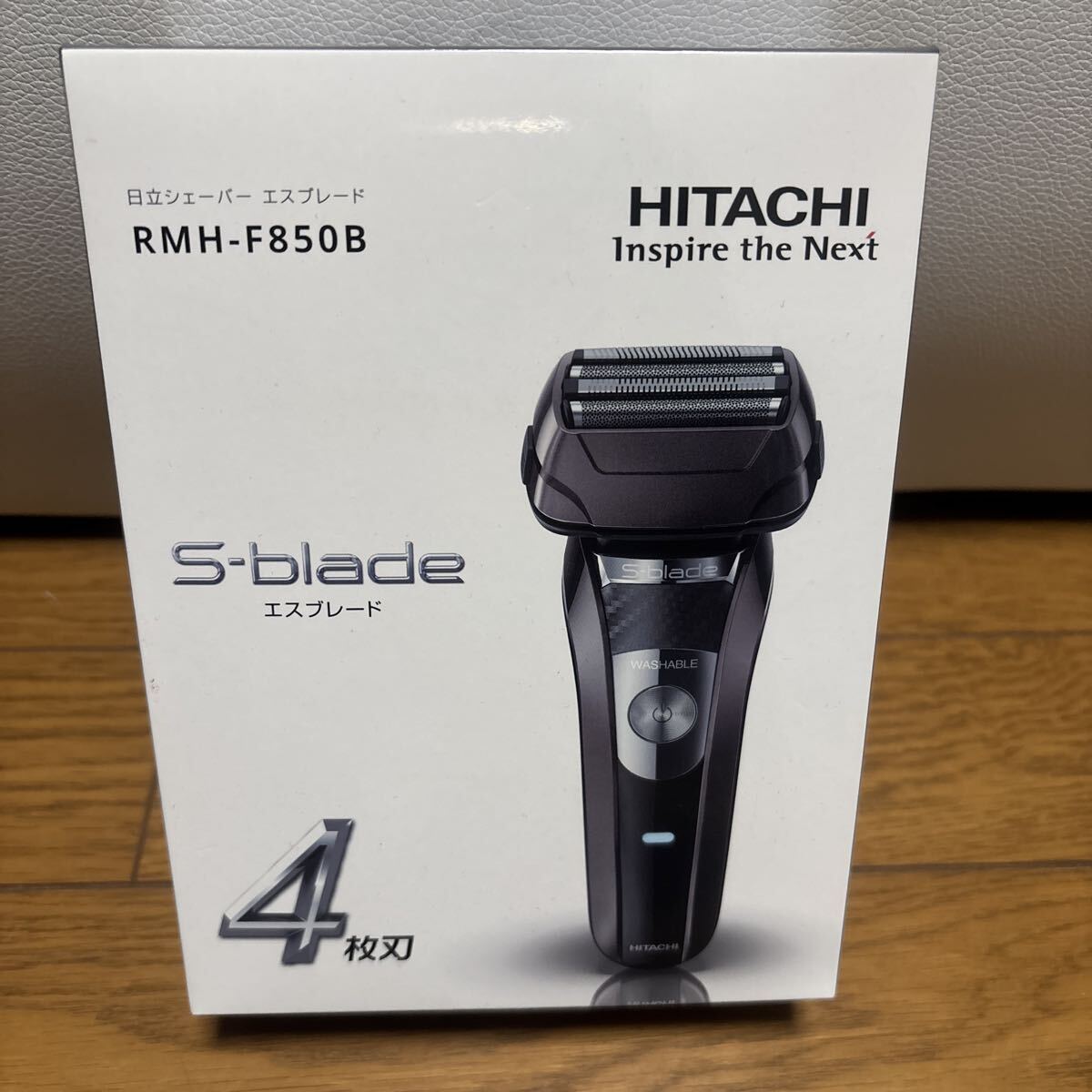 新品★HITACHI 往復式シェーバー4枚刃 RMH-F850B ブラウン 水洗い ステンレス4枚刃 3Dヘッド シェーバーポーチ付属 スイッチロック機能付