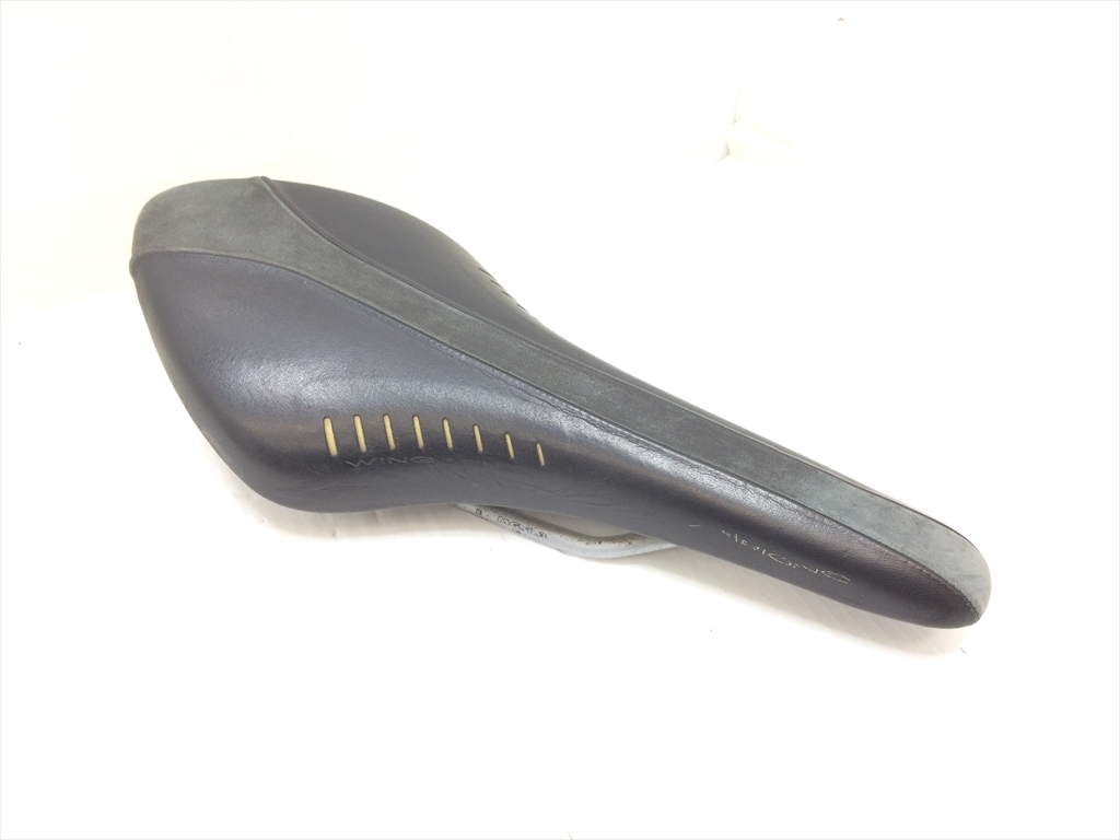 下松)FIZIK フィジーク サドル ARIONE アリオネ　WING FLEX 黒 ブラック スレ・剥がれ有り ◆★B260119R08A PA19A