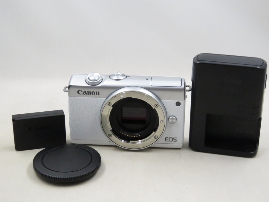[23179T1]★新品級光学★CANON EOS M200 ボディ