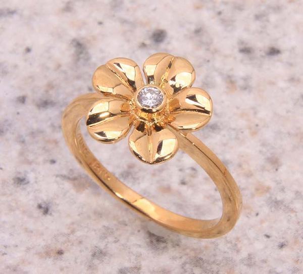 《質屋出品》TIFFANYティファニー★k18天然ダイアモンドフラワーモチーフリング★C-3100