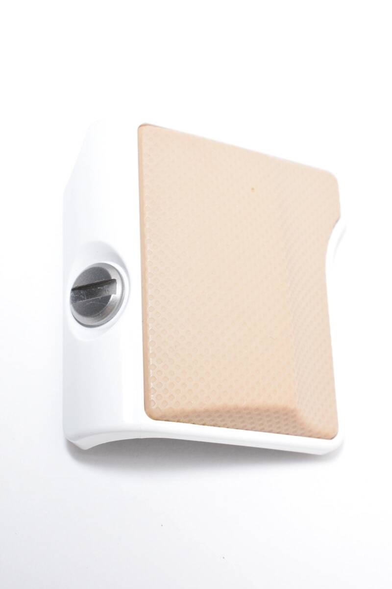 ★美品★OLYMPUS オリンパス MCG-4 グリップ ホワイト★　#U0001 #101887