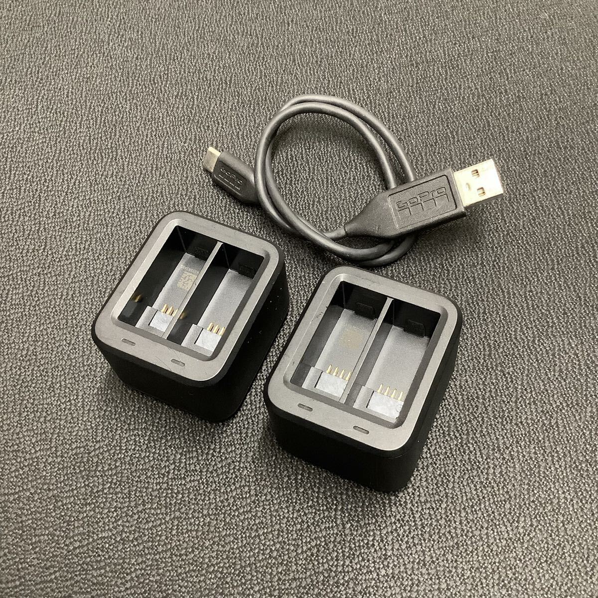 【中古品】GoPro バッテリーチャージャー BLBC1 2個セット