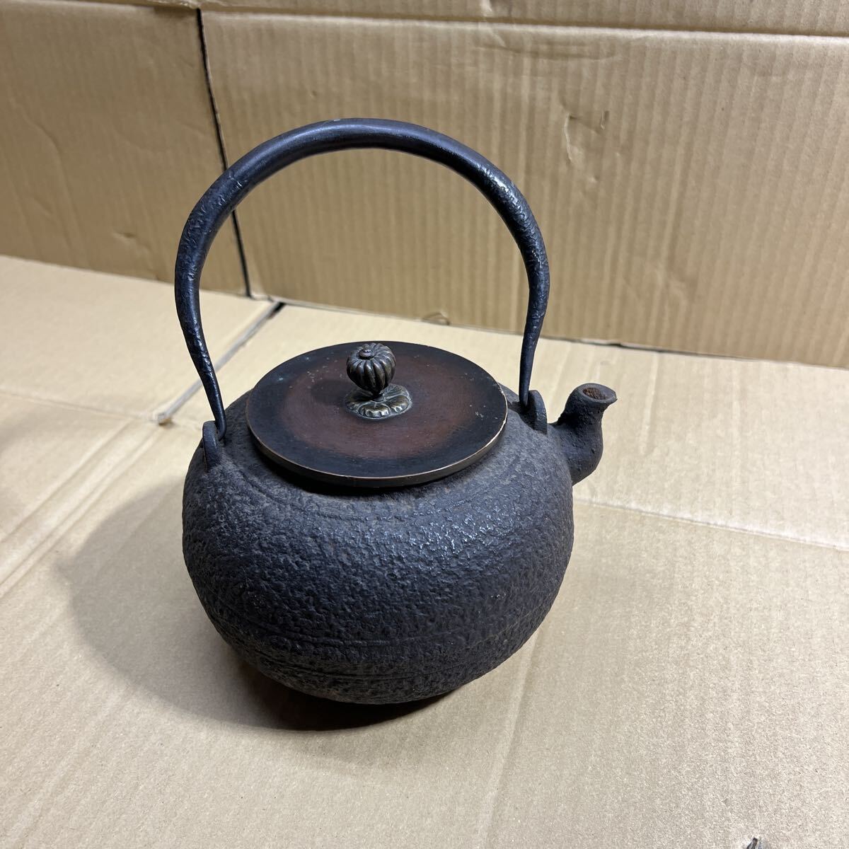 78 ゆうパック着払い発送　中古　現状品　龍文堂　鉄瓶　煎茶道具　水漏れ無し　