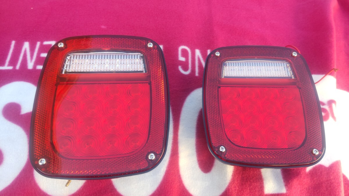 jeep テールランプ　LED CJ ＹＪＴＪラングラー