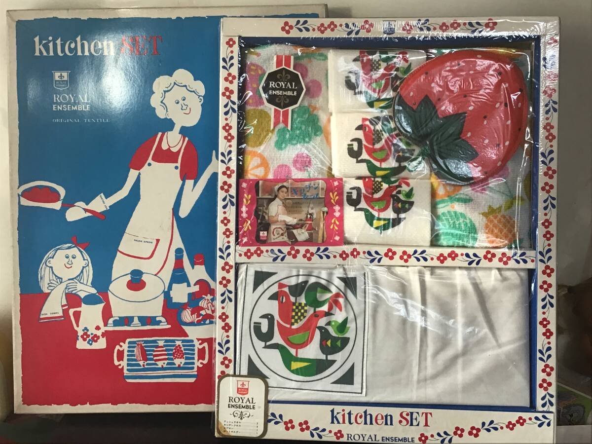 ROYAL ENSEMBLE キッチンセット ディシュタオル・キッチンクロス・エプロン・ポットホルダー レトロポップ コレクション 未使用 現状品