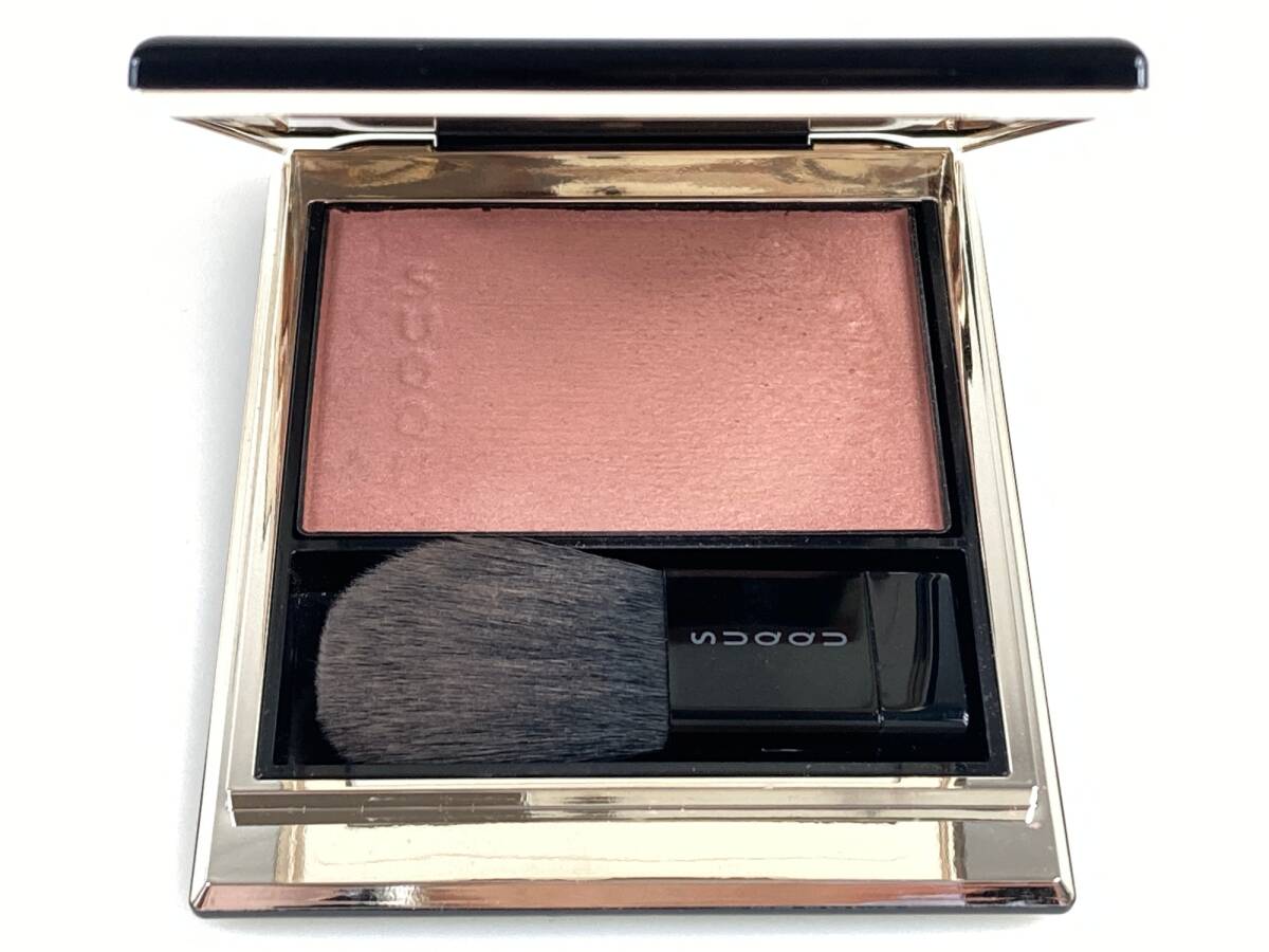 スック　 SUQQU　メルティング　パウダー　ブラッシュ　＃09　可憐咲　頬紅　チークカラー　残量：9割　KES-3463