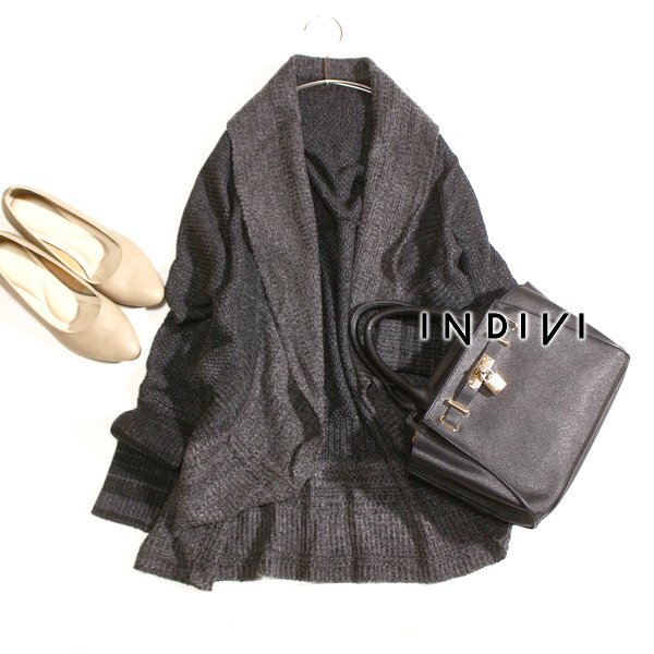 美品 INDIVI インディヴィ ゆったり綺麗め ノーボタン ウール ドルマンニット カーディガン 38号 M 秋 冬 グレー ワールド 26D01