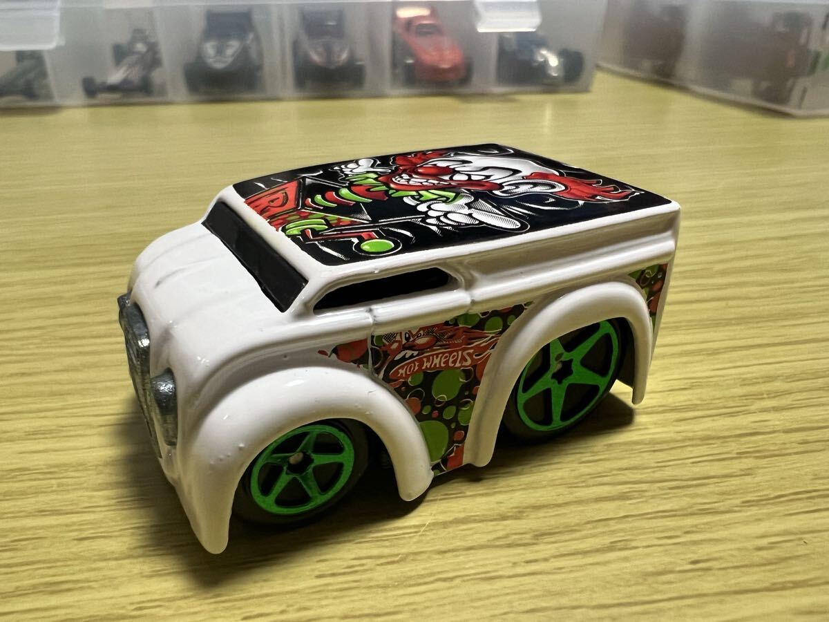 ルース Hot Wheels BLINGS Dairy Delivery デイリー デリバリー ホットウィール
