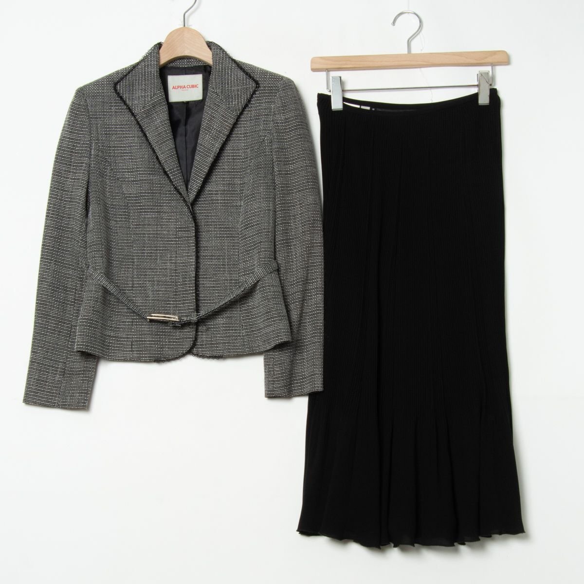 ALPHA CUBIC formal アルファキュービック セットアップ 9 ツイードジャケット ミモレ丈スカート フォーマル 卒業式 オケージョン 黒系
