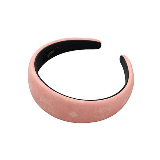 MCM MEEDAMM02 SEASONAL カチューシャ ライトピンク QZ001 ヘアアクセサリー ロゴ 上品 レディース