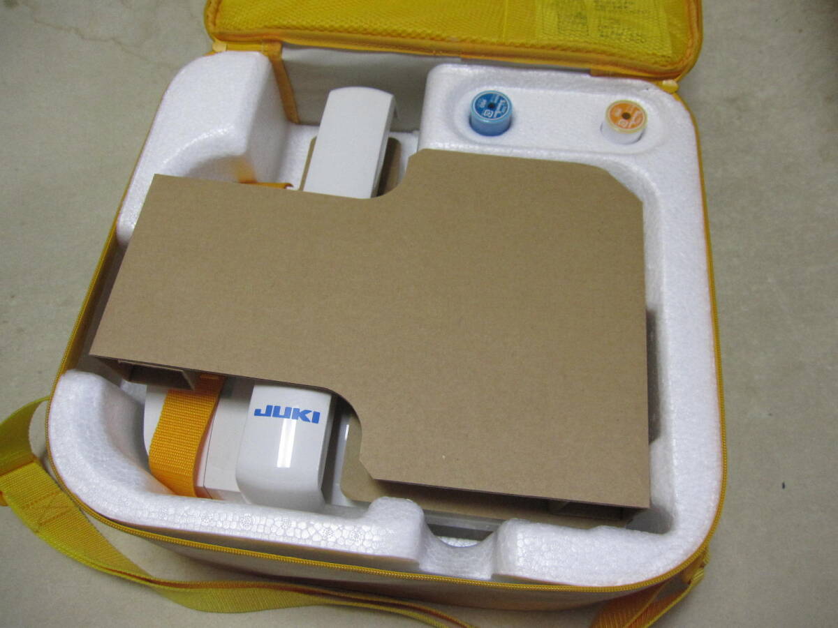 【未使用】JUKI ジューキ EM-3 コンピューター刺繍ミシン 日本製 刺しゅう ケース付