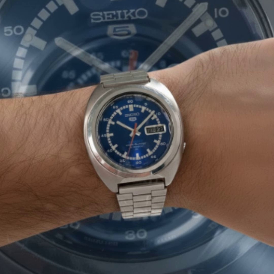 【稼働品/ヴィンテージ】SEIKO セイコー ５スポーツ 7019-7050 腕時計 デイデイト 文字盤 ブルー 自動巻き 製造年月：1972年04月
