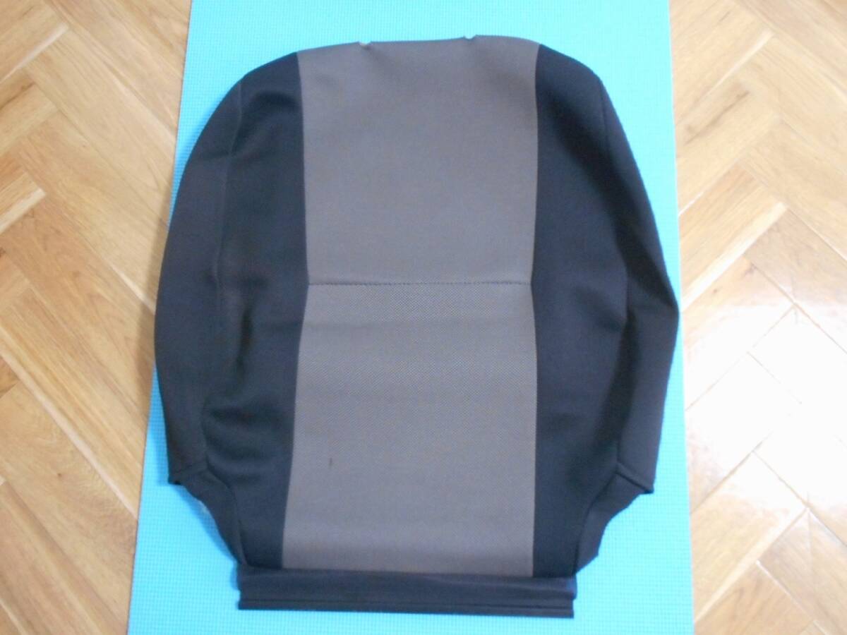 三菱　ｅｋワゴン(H81W，H82W？)　シート表皮　(運転席or助手席と思います)　USED
