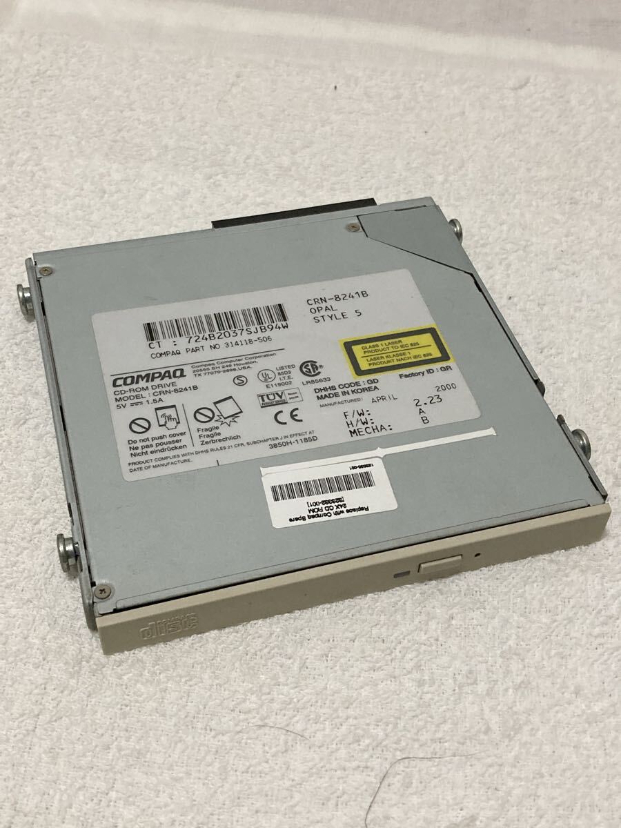 内蔵用 CD-ROMドライブ スリム(slim)型 COMPAQ CRN-8241B ATA接続 IDE ゆうパケット