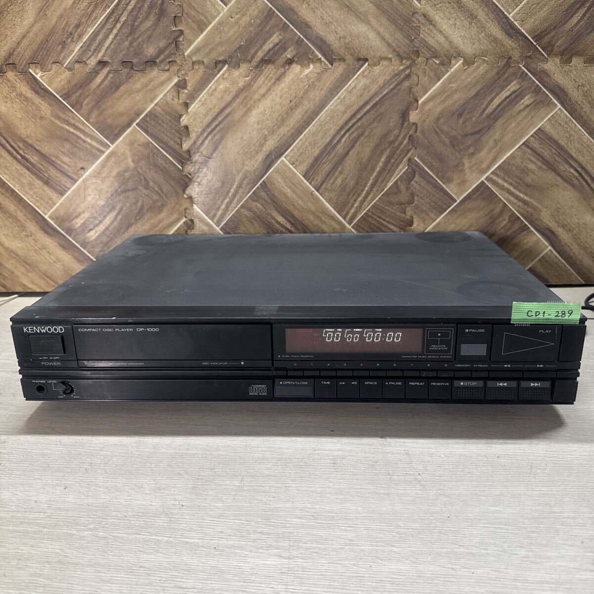 CD1-289 激安 CDデッキ KENWOOD DP-1000 COMPACT DISC PLAYER 簡易動作確認済み 中古現状品