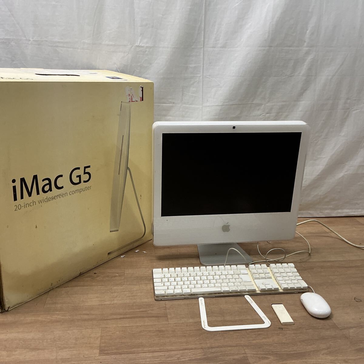 【L16C194】■ Apple iMac G5 デスクトップ パソコン 20インチ A1145 ジャンク 元箱