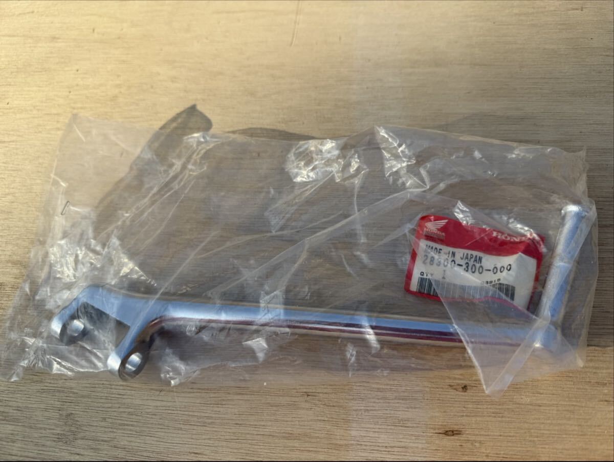 A6638 HONDACB750K0〜純正品　キックレバーアームNOS新品部品未開封品