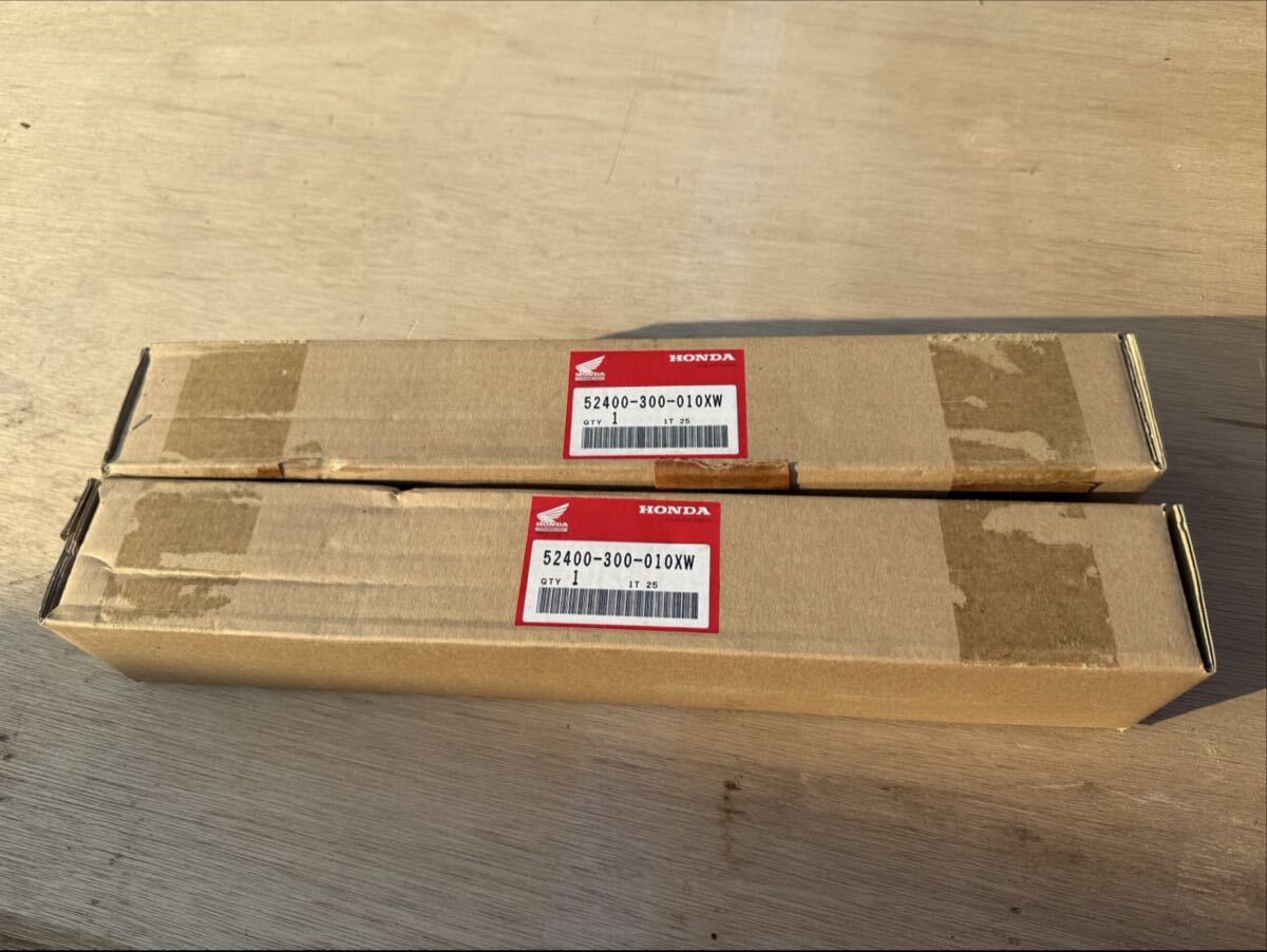 A6641 HONDACB750K0〜純正品　リヤサスペンション左右セット　NOS新品部品未開封品