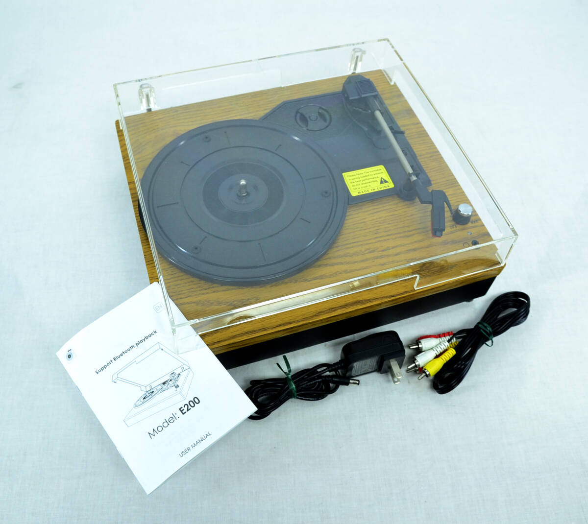 レコードプレーヤー E200 スピーカー内蔵型 Bluetooth 中古品