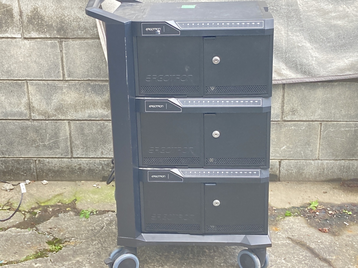 ERGOTRON タブレット管理カート DM48-1004-6 ER-①