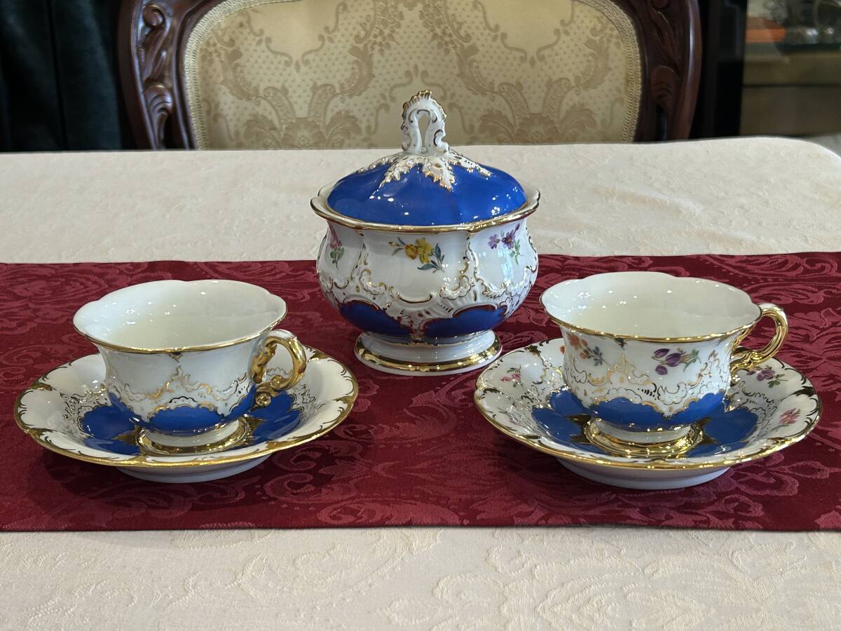 Meissen マイセン 宮廷の小花 Bフォーム グランツゴールド ティーカップ＆ソーサー、シュガーポットSET 全て一級品 ブルー　西洋磁器