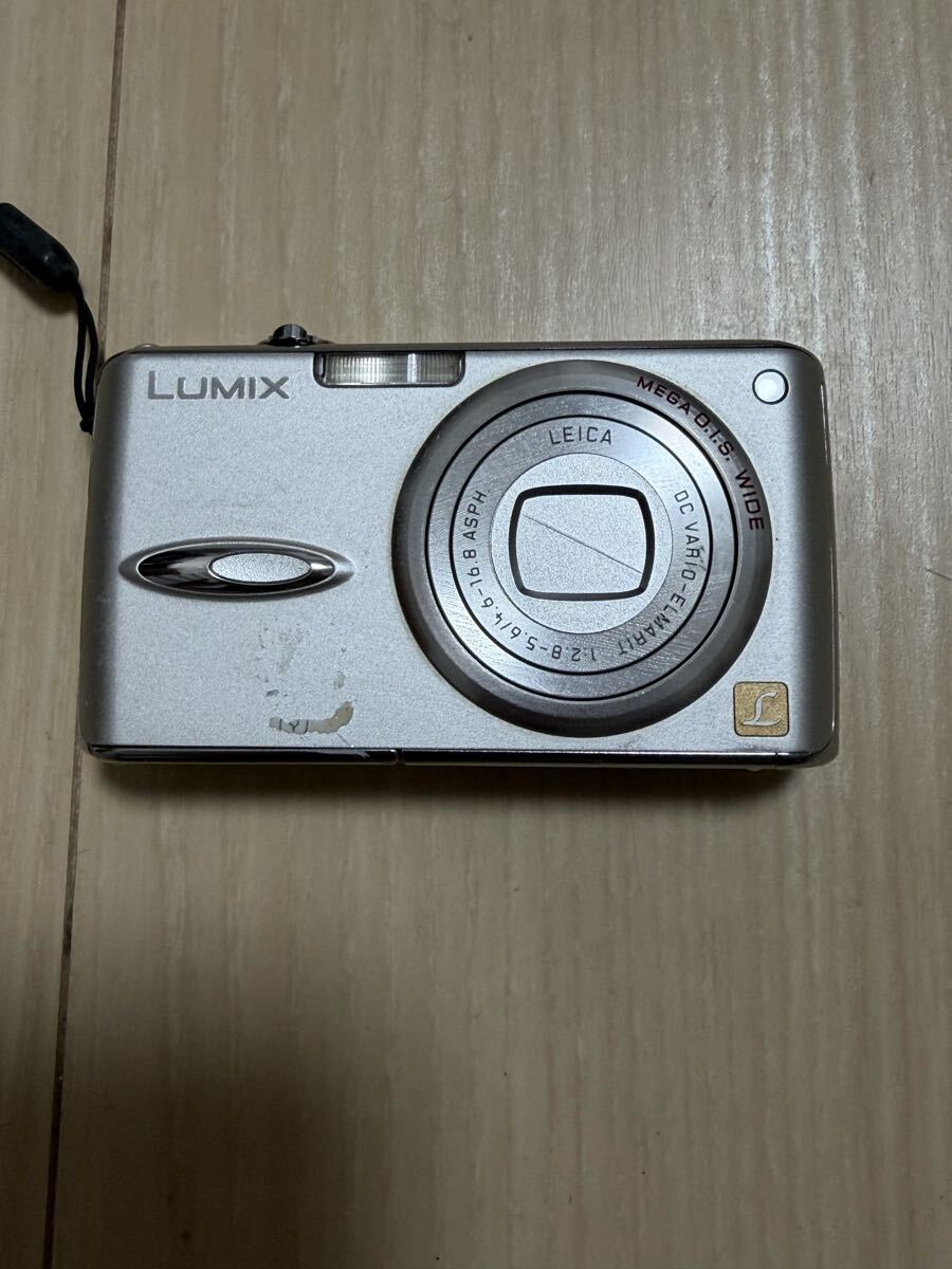 Panasonic DMC-FX01 コンパクトデジタルカメラ